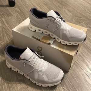 On Cloud 5 size 12 (M)